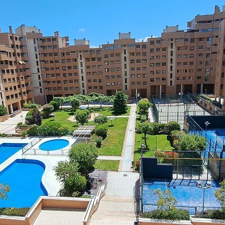 Residencial En Madrid Alquiler De Corta Estancia No Turistico エクステリア 写真