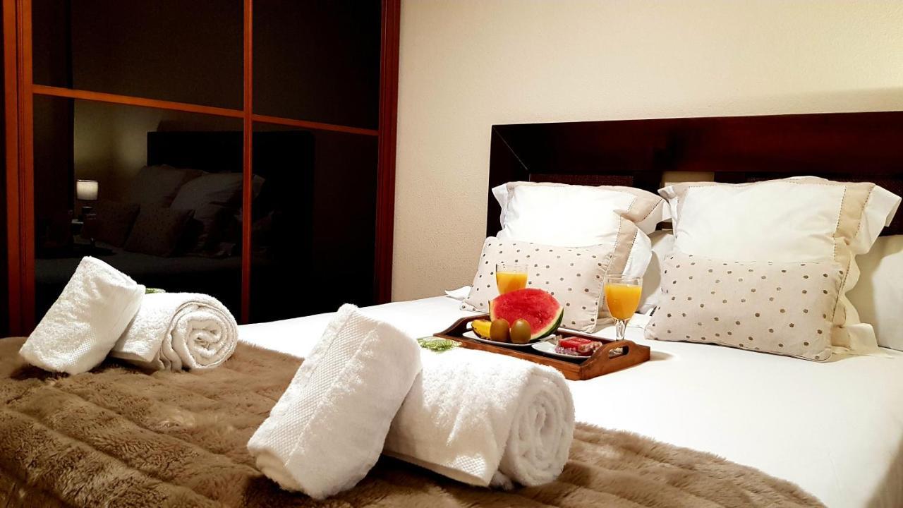Residencial En Madrid Alquiler De Corta Estancia No Turistico エクステリア 写真