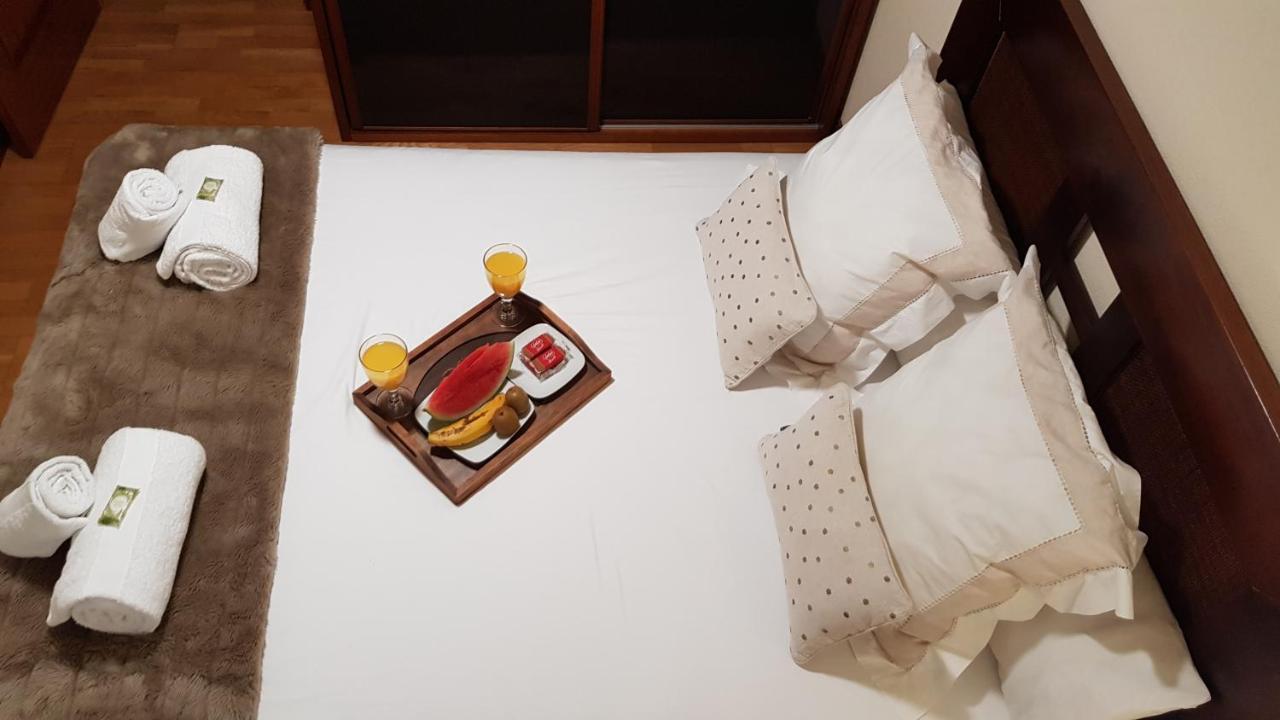 Residencial En Madrid Alquiler De Corta Estancia No Turistico エクステリア 写真