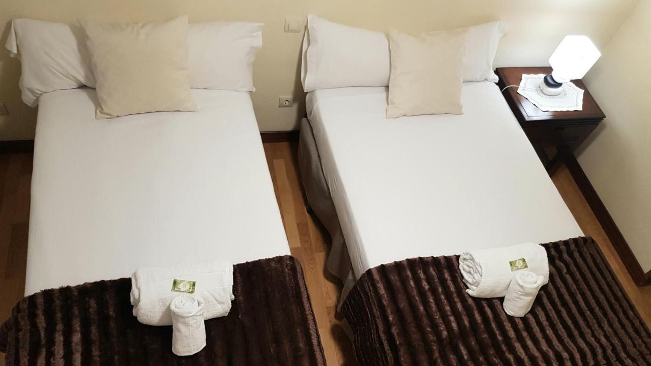 Residencial En Madrid Alquiler De Corta Estancia No Turistico エクステリア 写真